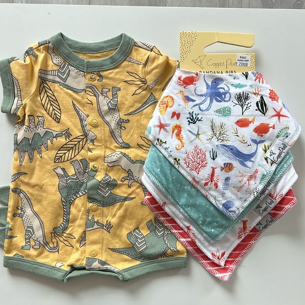 NWT Bundle (2) Carter’s Baby Dinosaur Romper/Bandana Bibs